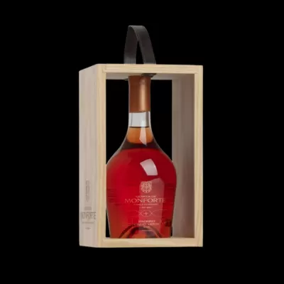 frasco de vidro âmbar em caixa de madeira clara com alça de couro castanho, texto Quinta de Monforte no frasco