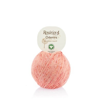 Novelo de lã cor de salmão Rosários 4 Odemira com etiqueta