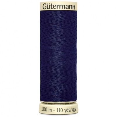 Rolo de linha de costura azul escuro marca Gütermann