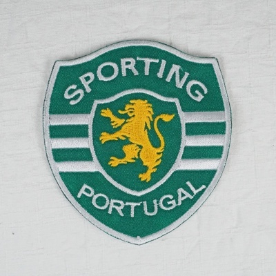 Emblema bordado Sporting Portugal em tecido branco