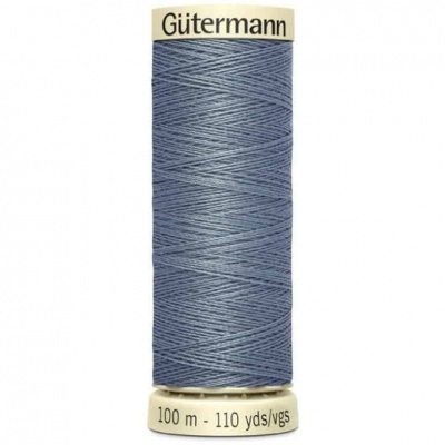 Rolo de linha de costura azul claro da marca Gütermann