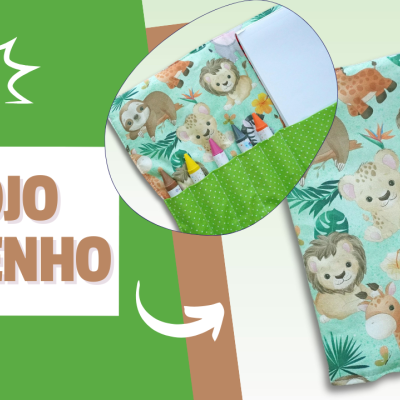 Estojo de desenho com padrão de animais da selva e interior com lápis de cor e bloco de papel