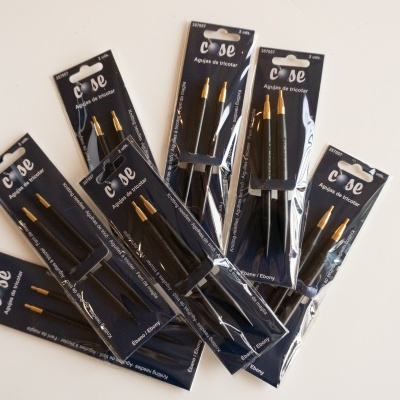Conjunto de agulhas de bordar Cose em embalagens pretas