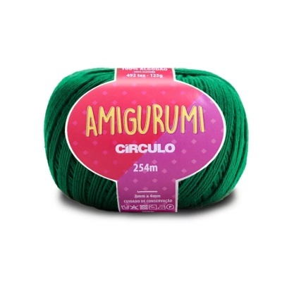 Novelo de fio verde escuro para amigurumi com rótulo rosa Círculo 254m.