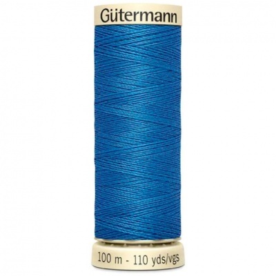 Rolo de linha de costura azul da marca Gütermann
