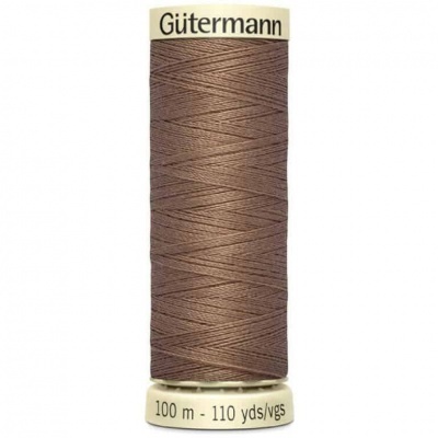 Carretel de linha de costura castanha da Gütermann com 100 m