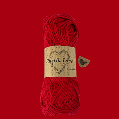 Novelo de fio vermelho com etiqueta Rustik Love