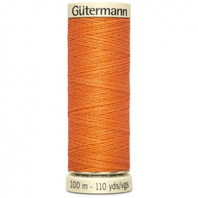 Bobine de linha de costura laranja da marca Gütermann com 100 metros.