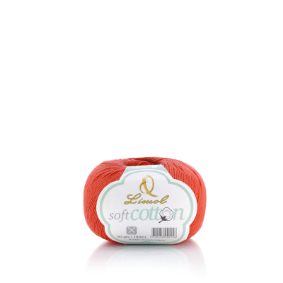 Fio de algodão laranja com etiqueta branca e texto 'Lissel soft cotton'