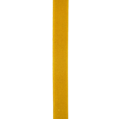 Caneta amarela com corpo cilíndrico em fundo branco