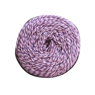 Novelo de fio torcido roxo claro e escuro