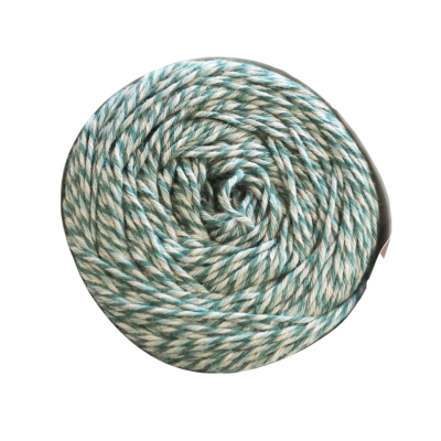 Rolo de corda trançada branco e verde água