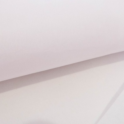 Folhas de papel branco sobrepostas com textura lisa