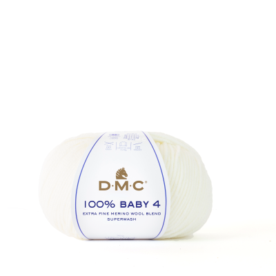 Novelo de lã branco DMC 100% BABY 4 com etiqueta azul e dourada