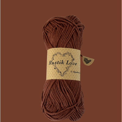 Novelo de lã castanha com etiqueta Rustik Love