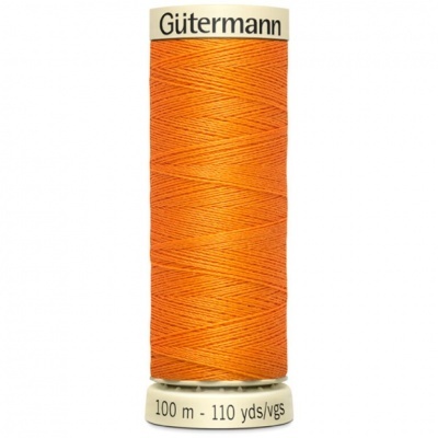 Rolo de linha de coser laranja da marca Gütermann
