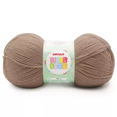 Novelo de lã castanha com rótulo branco da marca Círculo Mais Bebê