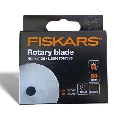 Caixa de lâmina rotativa Fiskars preta com texto em laranja e branco