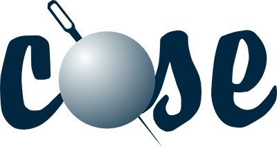 Logotipo com palavra 'close' e esfera cinzenta no lugar da letra 'o'