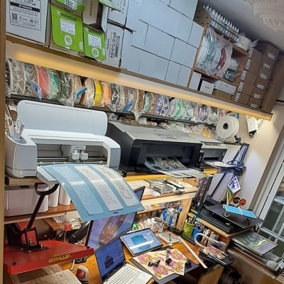 Corte&#x20;de&#x20;Vinil&#x20;adesivo&#x20;e&#x20;T&#x00EA;xtil