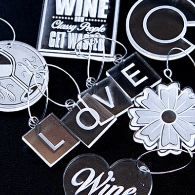 Corte&#x20;e&#x20;Grava&#x00E7;&#x00E3;o&#x20;a&#x20;Laser&#x20;-&#x20;Trabalhos&#x20;em&#x20;Madeira&#x20;e&#x20;Acr&#x00ED;lico&#x20;&#x28;Brevemente&#x29;