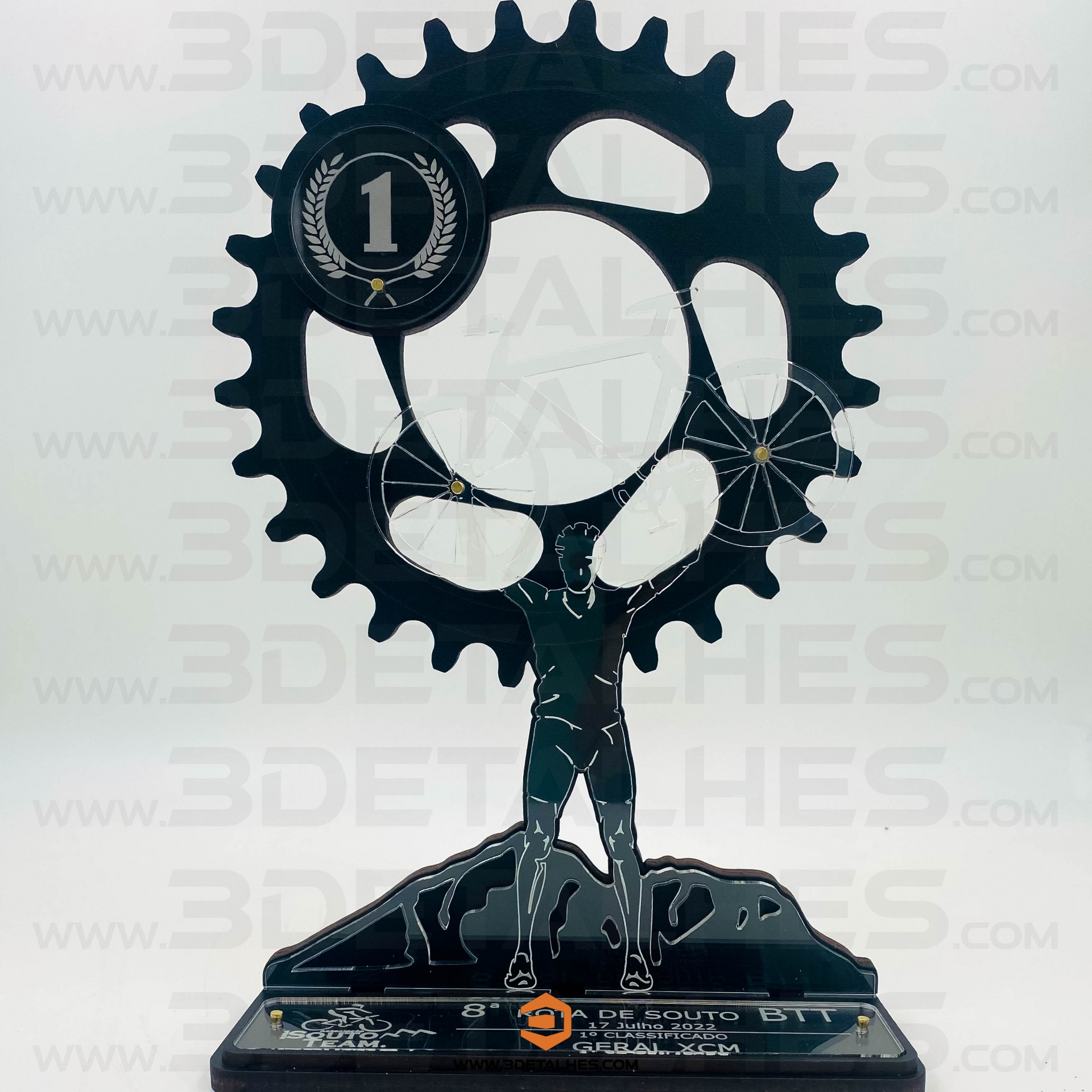 Troféu BTT - MDF e Acrílico