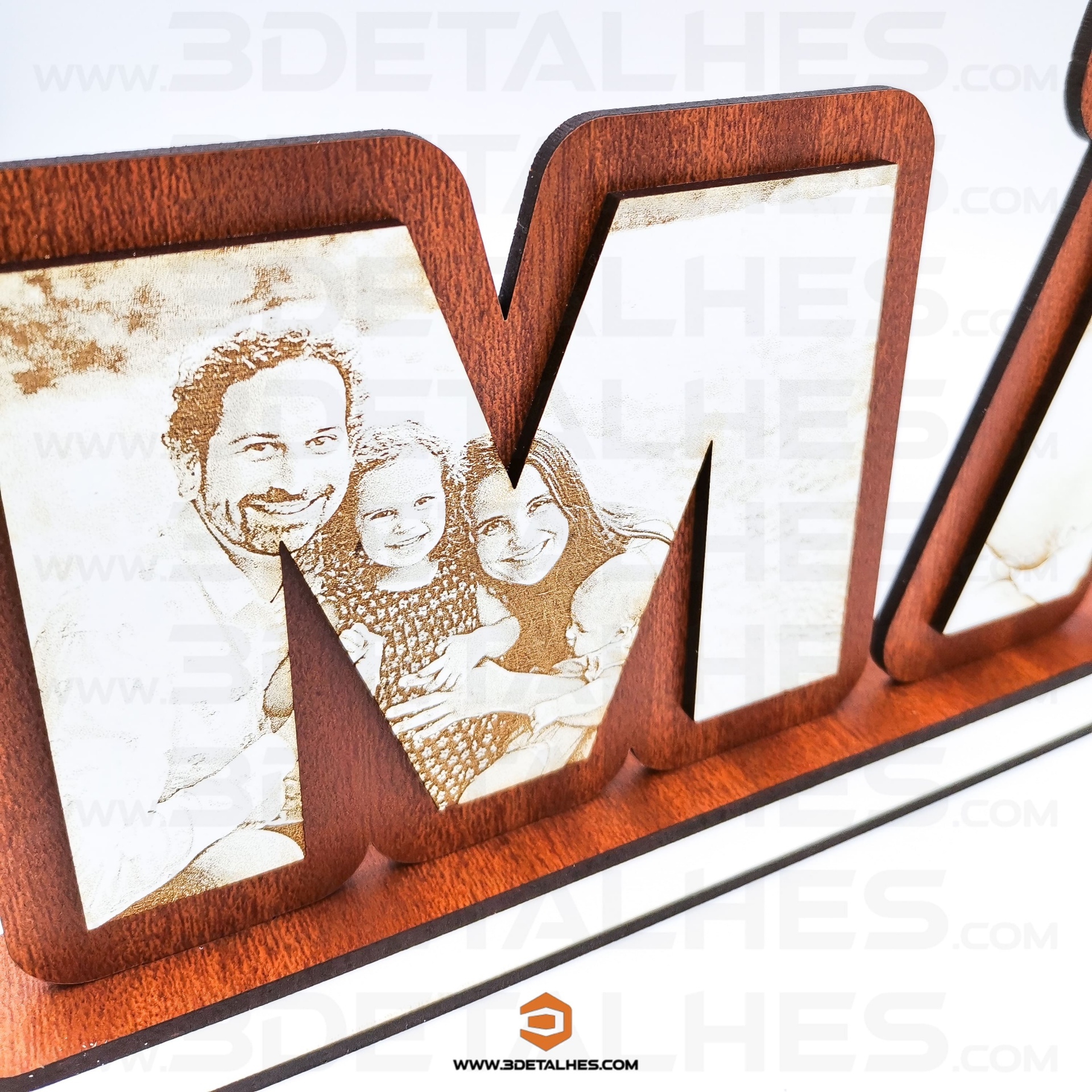 Peça Mãe com Fotografias Gravadas