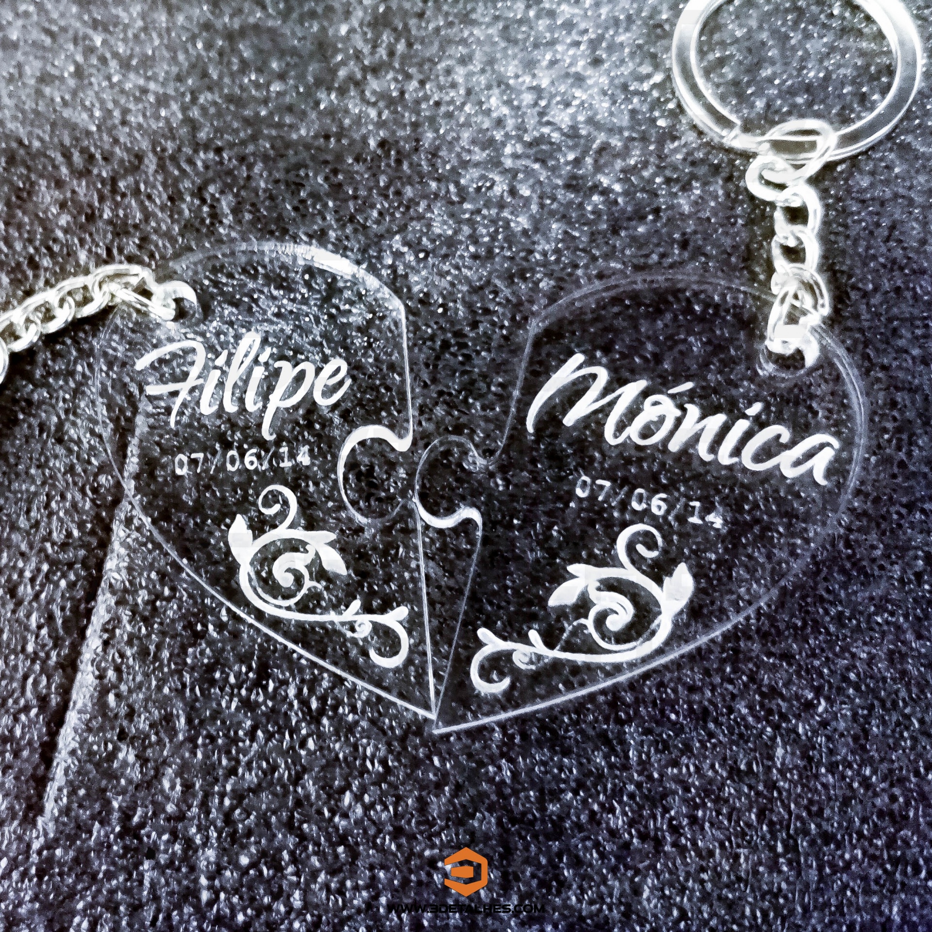 Conjunto Porta Chaves Coração em Acrilico