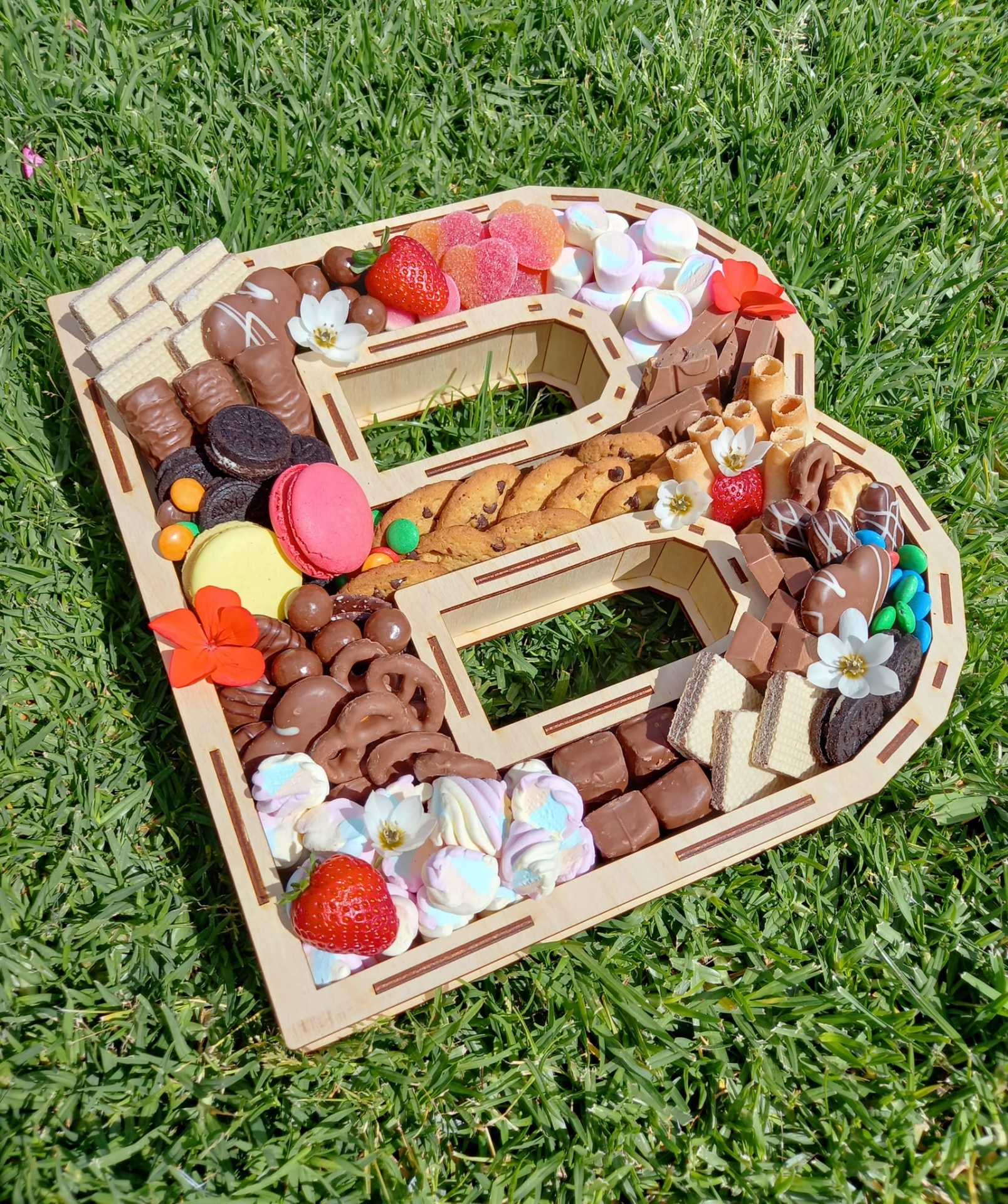 Caixa em Forma de Letra