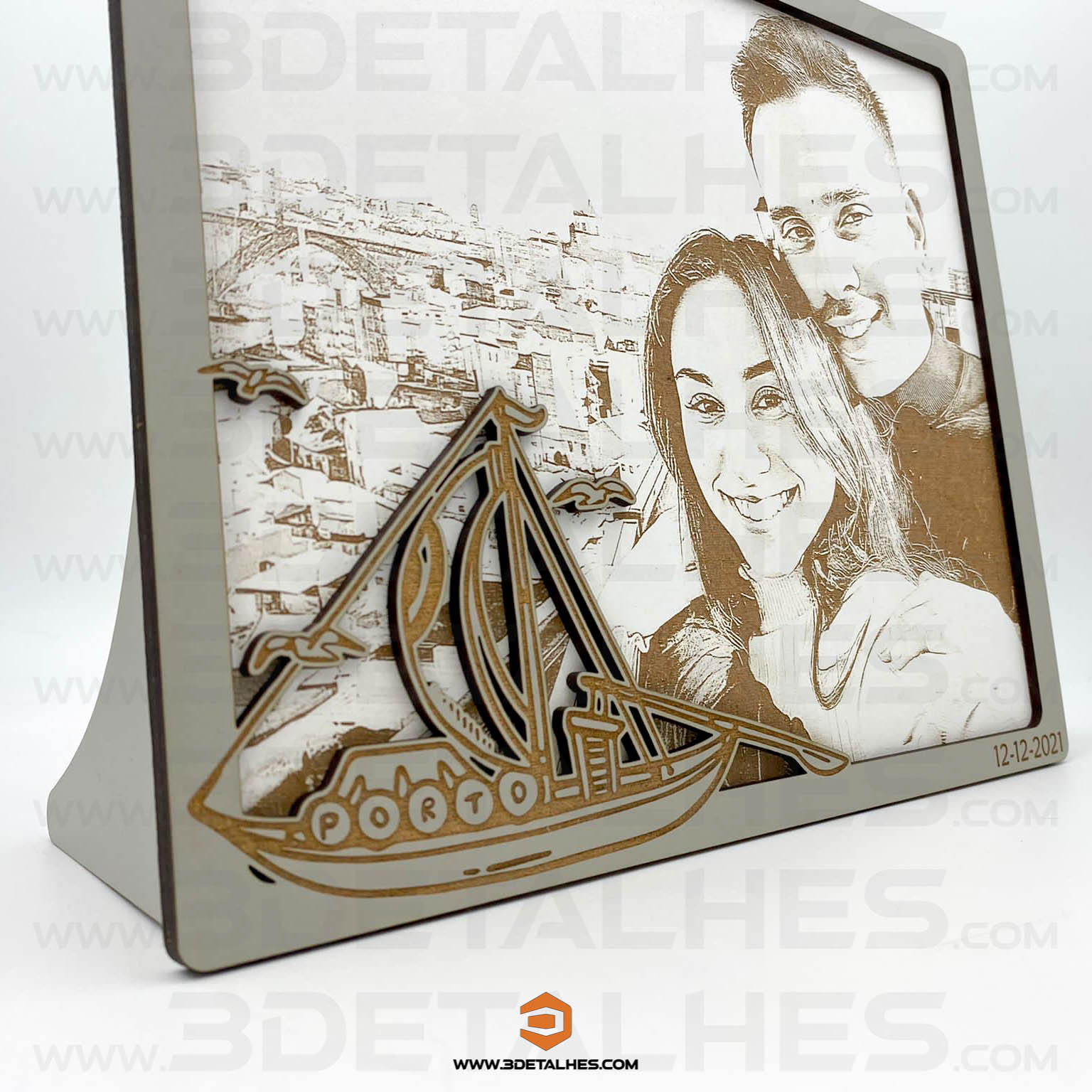 Moldura com Desenho 3D