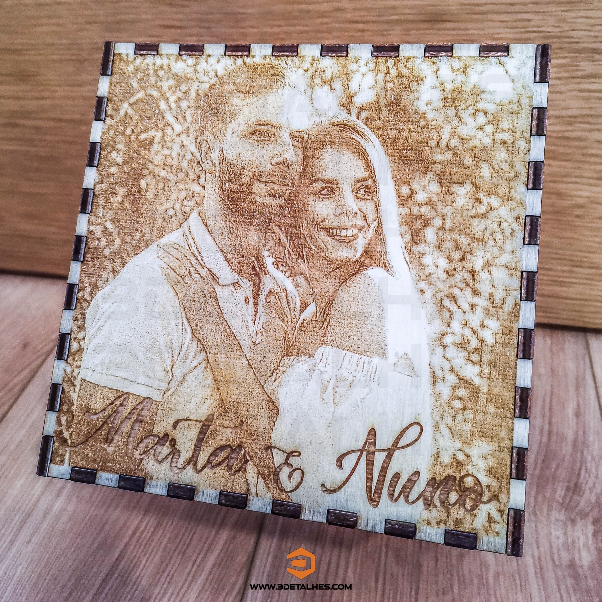 Cubo com Fotos Gravadas