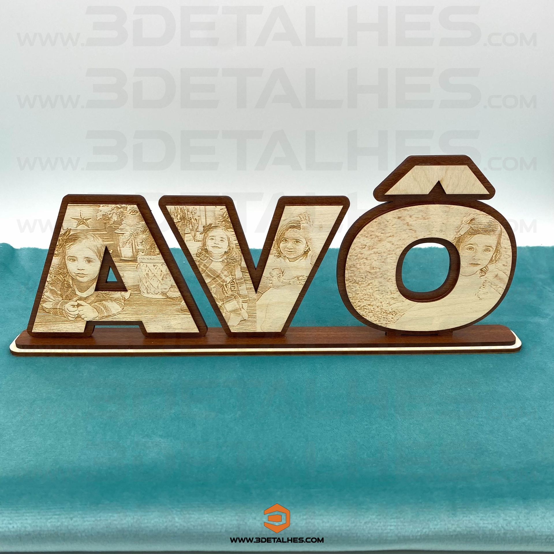 Peça Avós com Fotografias Gravadas