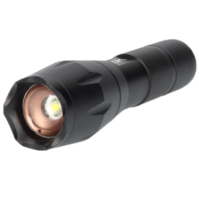 lanterna preta pequena em metal com LED