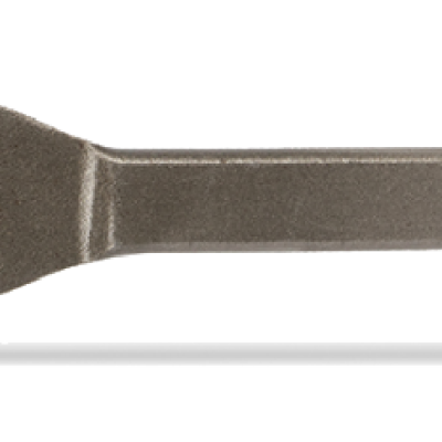 Ferramenta metálica cinza alargada numa extremidade