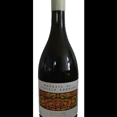 Garrafa de vinho tinto Marquez de Castelo Rodrigo Reserva com rótulo branco e desenho dourado.