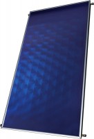 Painel solar térmico azul com estrutura metálica