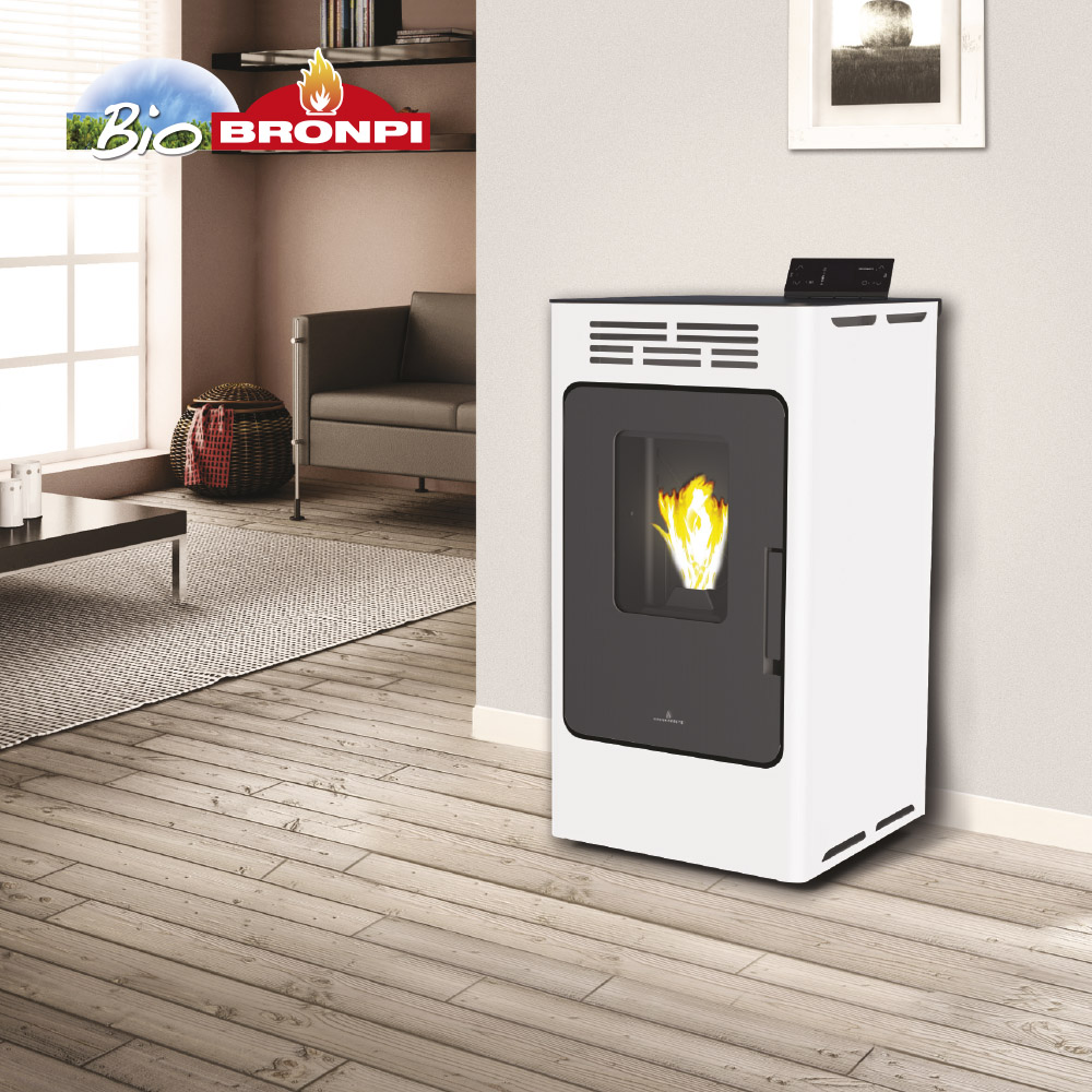 KIRA Estufa de pellets branca Bio Bronpi com chama visível