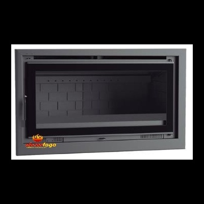 Lareira embutida retangular de metal cinza com porta de vidro preto