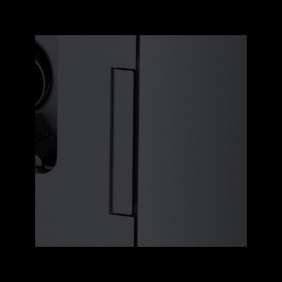 Eletrodoméstico preto fosco com alça retangular preta