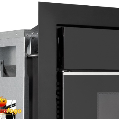 Forno embutido preto com estrutura metálica cinza