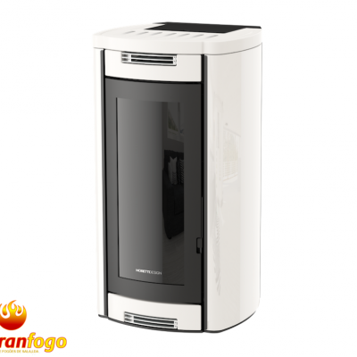 Estufa de pellets branca com frente em vidro preto