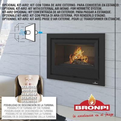 Lareira embutida preta com fogo aceso e texto explicativo em várias línguas, logo BRONPI