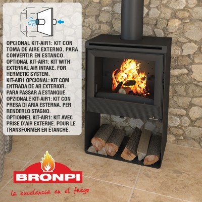 Lareira a lenha BRONPI com porta de vidro com fogo, troncos empilhados, parede de pedra e chão em azulejo