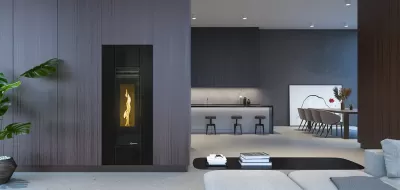 Sala moderna com lareira vertical preta embutida e mobiliário cinza