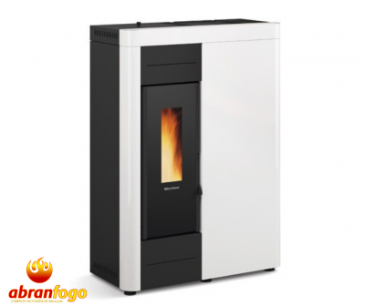 Aparelho de aquecimento branco e preto com chama visível e logótipo abranfogo