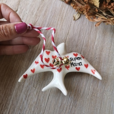 Suspensão decorativa estrela-do-mar branca com corações e texto SUPER Mama.
