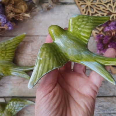 Objeto decorativo pássaro cerâmica verde