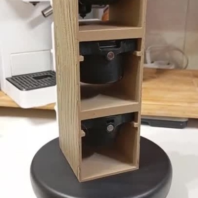 Suporte giratório de madeira para cápsulas de café com etiquetas Nespresso, Café Moído e Dolce Gusto