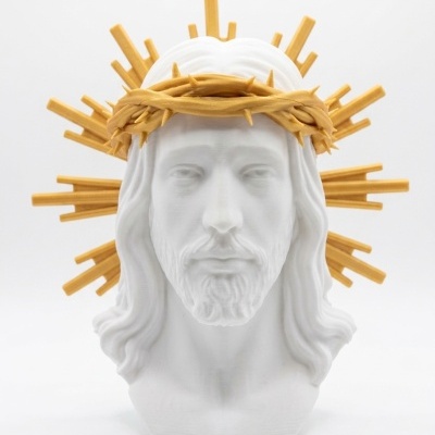 Busto branco de Jesus com coroa de espinhos amarela e halo dourado