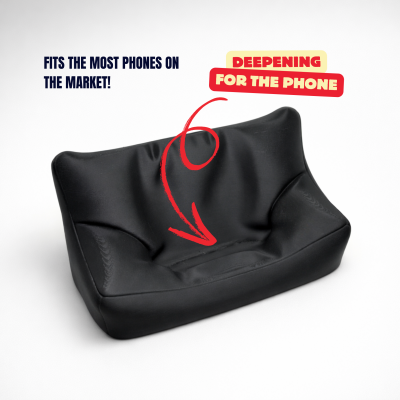 Produto almofadado preto com texto e seta vermelha para telemóvel